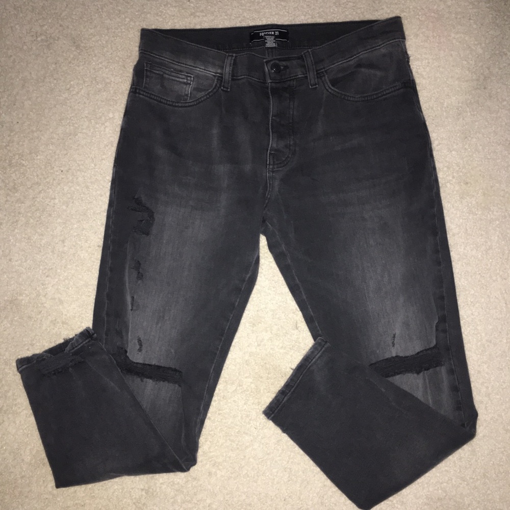 Forever 21 Distressed slim black jeans, size 33 W